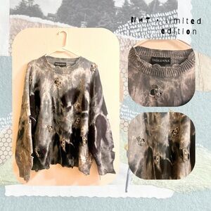 (medium) 🆕 🎉 black tie dye & distressed jeweled knit pullover sweater